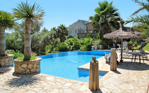 Can Segue: Piscina, Proprietà, Ricorrere, Albero, Palma, Vacanza, Arecales, Tempo Libero, Immobiliare, Villa