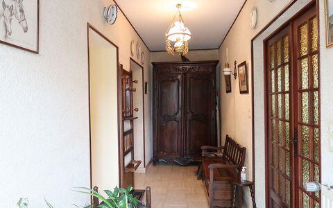 La Longère: Proprietà, Costruzione, Camera, Casa, Immobiliare, Porta, Architettura, Interior Design, Casa, Soffitto
