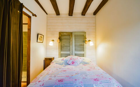 Le Pigeonnier: Costruzione, Proprietà, Comfort, Blu, Legna, Tessile, Illuminazione, Interior Design, Pavimentazione, Pavimento