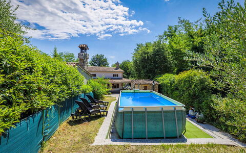 Paolici: Blu, Piscina, Tempo Libero, Ricorrere, Eco Hotel, Giochi D'Acqua, Resort Citta ', Villa, Backyard