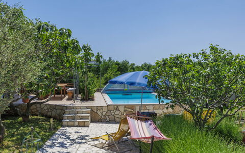 Laura: Pianta, Cielo, Comunita 'Impianto, Shade, Mobili Da Esterno, Tenda, Ombrello, Albero, Paesaggio, Tempo Libero