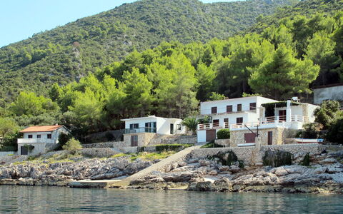 Tina: Acqua, Proprietà, Casa, Casa, Baia, Costa, Villaggio, Turismo, Ingresso, Fiume