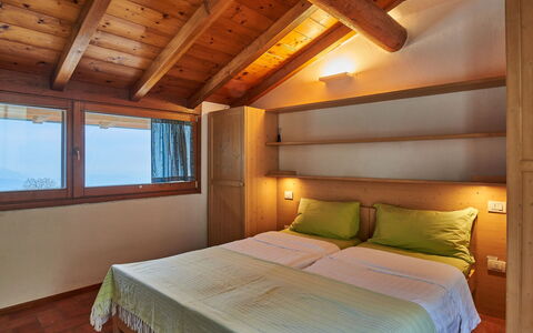 Braga 602: Proprietà, Mobilia, Comfort, Legna, Letto, Costruzione, Finestra, Interior Design, Pavimento