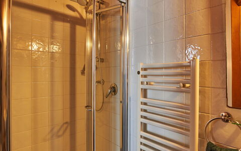 Braga 602: Porta, Doccia Porta, Legna, Pavimento, Pavimentazione, Porta A Casa, Costruzione, Idraulico Fixture