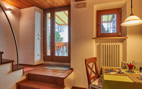 Braga 602: Mobilia, Finestra, Proprietà, Costruzione, Tavolo, Legna, Illuminazione, Interior Design, Architettura, Soggiorno