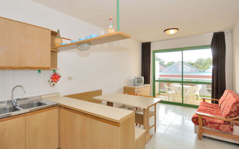 Bibione 621: Pavimentazione, Interior Design, Legna, Soffitto, Pavimento, Cucina, Camera, Controsoffitto, Color Legno, Appartamento