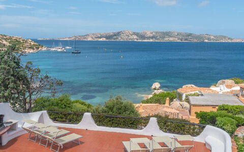Hibiscus: Cielo, Acqua, Mobilia, Proprietà, Nube, Costruzione, Pianta, Località Balneare, Azzurro, Sedia
