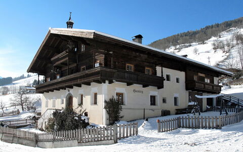 Kaprun 662: Neve, Inverno, Proprietà, Montagna, Casa, Catena Montuosa, Alpi, Hill Station, Costruzione, Architettura