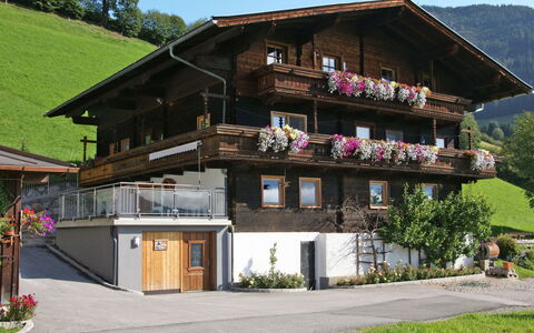 Angererhof: Proprietà, Casa, Costruzione, Casa, Immobiliare, Architettura, Catena Montuosa, Alpi, Zona Residenziale, Estate