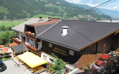Zell am Ziller 615: Costruzione, Montagna, Pianta, Nube, Finestra, Cielo, Casa, Legna, Pendenza, Villetta