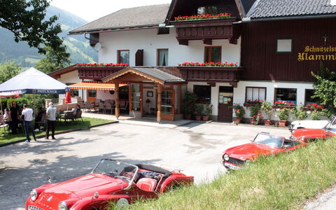 Zell am Ziller 615: Costruzione, Pianta, Ruota, Veicolo, Proprietà, Auto, Finestra, Cielo