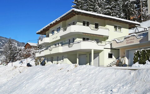 Zell am Ziller 617: Neve, Inverno, Proprietà, Casa, Casa, Hill Station, Fenomeno Geologico, Costruzione, Immobiliare, Montagna