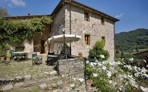 Bottino: Proprietà, Casa, Costruzione, Area Rurale, Villaggio, Villetta, Rovine, Paesino Di Montagna, Albero, Muro ​​Di Pietra