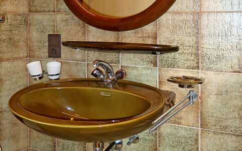 Imst 615: Specchio, Rubinetto, Lavello, Idraulico Fixture, Costruzione, Lavandino Del Bagno, Bagno, Legna