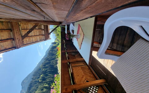 Apart Ladner: Costruzione, Legna, Shade, Casa, Architettura, Linea, Parete, Acqua, Tetto, Albero