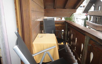 Sankt Anton am Arlberg 607: Legna, Costruzione, Finestra, Latifoglie, Pavimentazione, Casa, Compensato, Veicolo A Motore, Camera