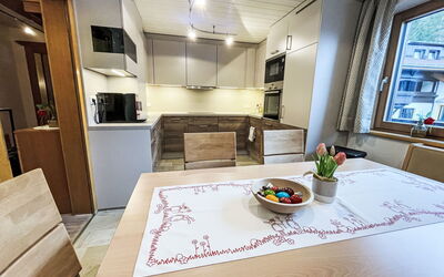 Am Schönbach 607.3: Mobilia, Pavimentazione, Legna, Interior Design, Pavimento, Cucina, Controsoffitto, Soffitto, Cucina & Sala Da Pranzo Tavolo, Camera