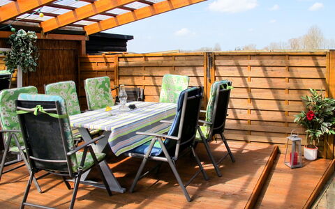 Otterndorf 663: Proprietà, Backyard, Terrazza, Camera, Immobiliare, Costruzione, Deck, Tetto, Casa, Casa