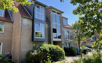 Tossens 622: Costruzione, Finestra, Zona Residenziale, Casa, Casa, Arbusto, Facciata, Quartiere, Tetto