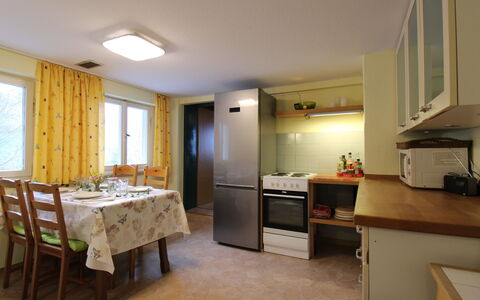 Feldberg 608: Mobilia, Cabinetry, Costruzione, Finestra, Controsoffitto, Legna, Cucina Stufa, Elettrodomestico Da Cucina, Interior Design, Cucina