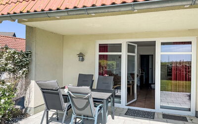 Breege 638: Pianta, Mobilia, Proprietà, Costruzione, Sedia, Shade, Tavolo, Porta, Finestra, Architettura
