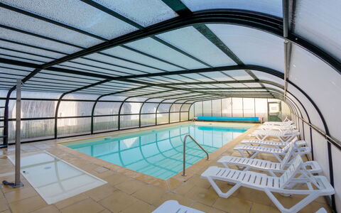 Pentrez Plage 602: Finestra, Acqua, Piscina, Costruzione, Shade, Interior Design, Casa, Immobiliare, Sedia
