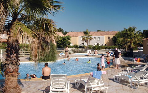 Valras Plage 606: Piscina, Ricorrere, Vacanza, Proprietà, Cittadina, Tempo Libero, Palma, Albero, Costruzione, Immobiliare