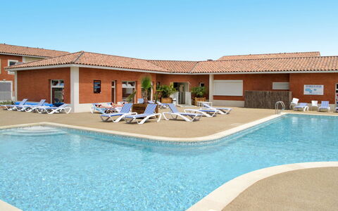 Nissan-Lez-Enserune 604: Acqua, Cielo, Proprietà, Costruzione, Piscina, Azzurro, Shade, Casa, Mobili Da Esterno, Sedia