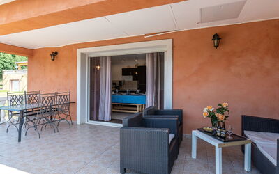 Gelormini 628.2: Mobilia, Tavolo, Pianta Della Casa, Interior Design, Sedia, Legna, Pavimentazione, Soggiorno, Pavimento, Shade