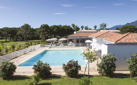 Moriani-Plage 614: Piscina, Shade, Ricorrere, Estate, Hacienda, Villa, Mobili Da Esterno, Hotel, Eco Hotel