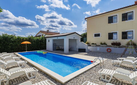 Jurican: Piscina, Ricorrere, Hotel, Villa, Resort Citta '