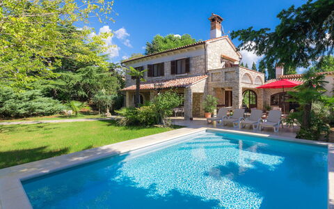 Villa Crispo: Proprietà, Piscina, Immobiliare, Casa, Costruzione, Estate, Villa, Casa, Vacanza, Tempo Libero