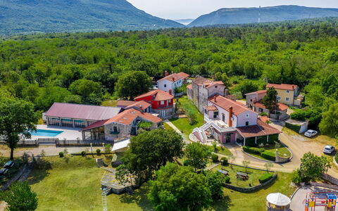 Labin 757: Pianta, Cielo, Montagna, Natura, Paesaggio Naturale, Albero, Casa, Costruzione, Lotto, Villetta