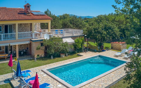 Lola: Proprietà, Piscina, Casa, Immobiliare, Costruzione, Villa, Estate, Tempo Libero, Casa, Backyard