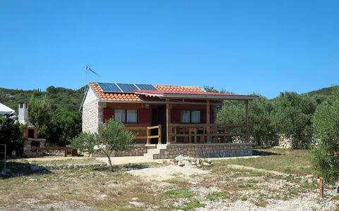 Kalebica: Proprietà, Casa, Casa, Immobiliare, Costruzione, Cielo, Area Rurale, Villetta, Lotto, Architettura