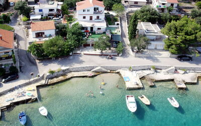 Šibenik 610: Proprietà, Cittadina, Costruzione, Piscina, Fotografia Aerea, Turismo, Immobiliare, Tempo Libero, Casa, Fotografia