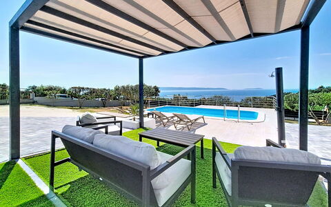 Ria with Heated Pool: Mobili Da Esterno, Mobilia, Piscina, Shade, Ricorrere, Struttura Esterna, Tenda, Sedia, Terrazza, Pergola