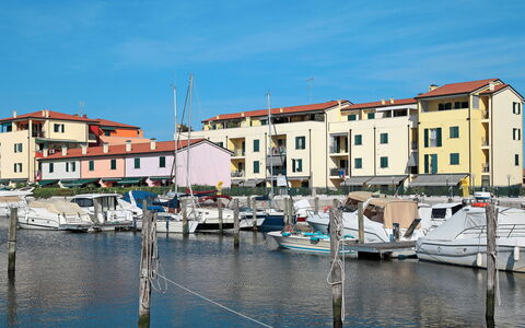 Albatros: Acqua, Marina, Porto, Blu, Cielo, Cittadina, Barca, Porta, Mare, Waterway