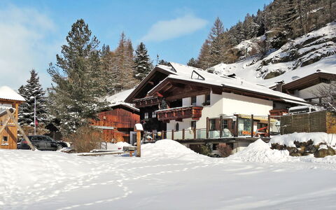 Moosalm: Neve, Inverno, Cielo, Proprietà, Montagna, Casa, Casa, Natura Selvaggia, Albero, Nube