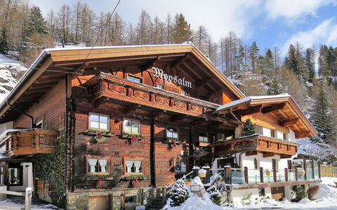 Moosalm: Nube, Cielo, Neve, Costruzione, Finestra, Pianta, Casa, Albero, Pendenza, Villetta