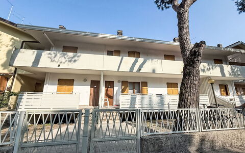 Rosolina Mare 641: Quartiere, Zona Residenziale, Materiale Composito, Appartamento, Balcone, Illuminazione Diurna