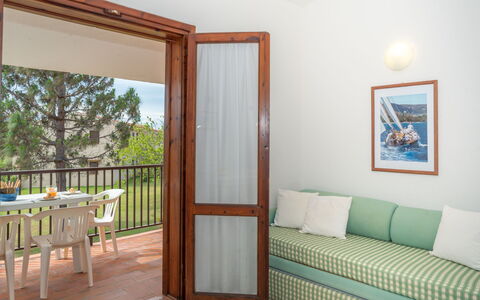 Cannigione 614: Mobilia, Legna, Porta, Costruzione, Shade, Comfort, Interior Design, Tavolo, Pavimento, Pavimentazione