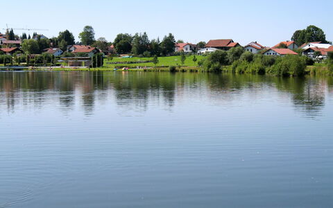 Waldkirchen 604: Corpo D'Acqua, Risorse Idriche, Acqua, Riflessione, Banca, Fiume, Stagno, Waterway, Paesaggio Naturale, Ambiente Naturale
