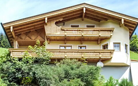 Reichegger: Casa, Casa, Villetta, Balcone, Estate, Villa, Portico, Dipingere, Raccordo, Agriturismo