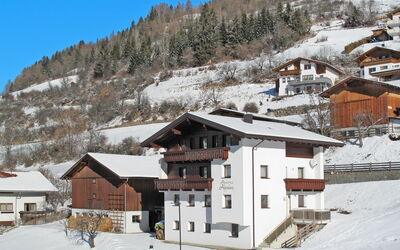Prutz Kaunertal 659: Montagna, Cielo, Neve, Proprietà, Costruzione, Finestra, Albero, Pendenza, Casa, Biome