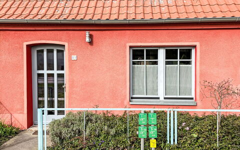 Kapitänshaus Leo: Pianta, Finestra, Costruzione, Foglia, Legna, Casa, Muratura, Brick, Erba