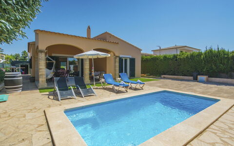 Frijoles: Acqua, Pianta, Cielo, Proprietà, Piscina, Costruzione, Azzurro, Shade, Albero, Erba