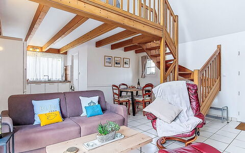 Tal Ar Mor: Mobilia, Interior Design, Pavimentazione, Legna, Pavimento, Camera, Divano, Appartamento, Tavolo, Soggiorno