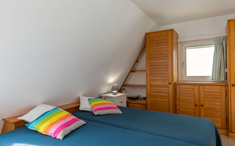 Tal Ar Mor: Mobilia, Proprietà, Costruzione, Comfort, Cabinetry, Azzurro, Shade, Interior Design, Letto