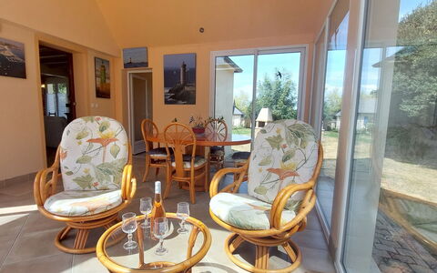 Nature et Mer: Mobilia, Sedia, Interior Design, Tavolo, Cucina & Sala Da Pranzo Tavolo, Color Legno, Mobili Da Esterno, Tavolino Da Caffè, Sala Da Pranzo, Pianta Della Casa